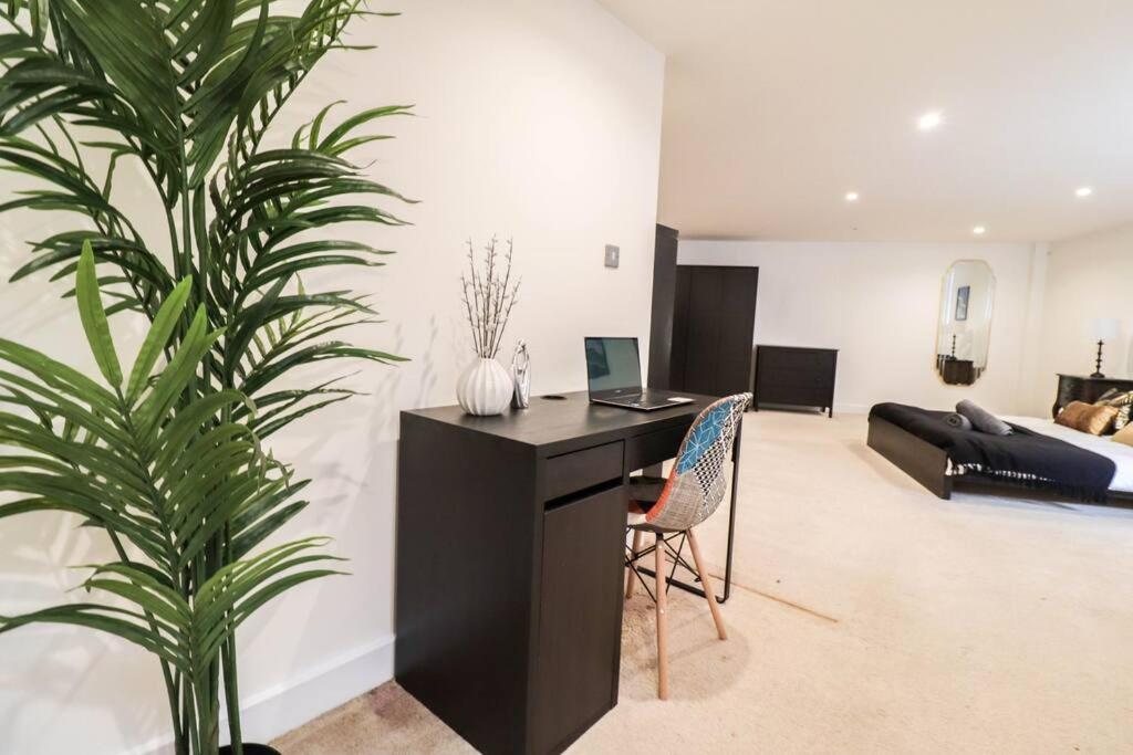 Camber Hill - Long Stay Offer لندن المظهر الخارجي الصورة